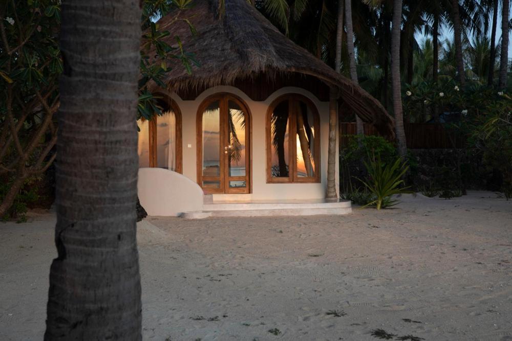 81 Palms Resort Nembrala Værelse billede