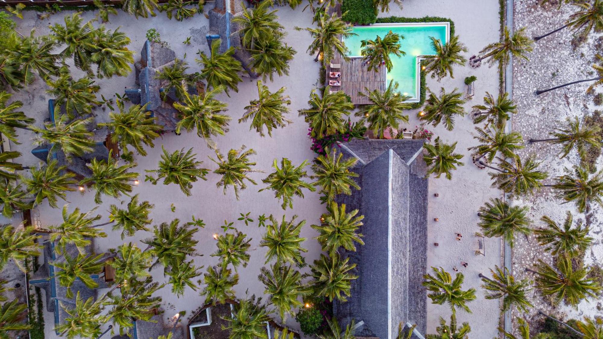 81 Palms Resort Nembrala Eksteriør billede