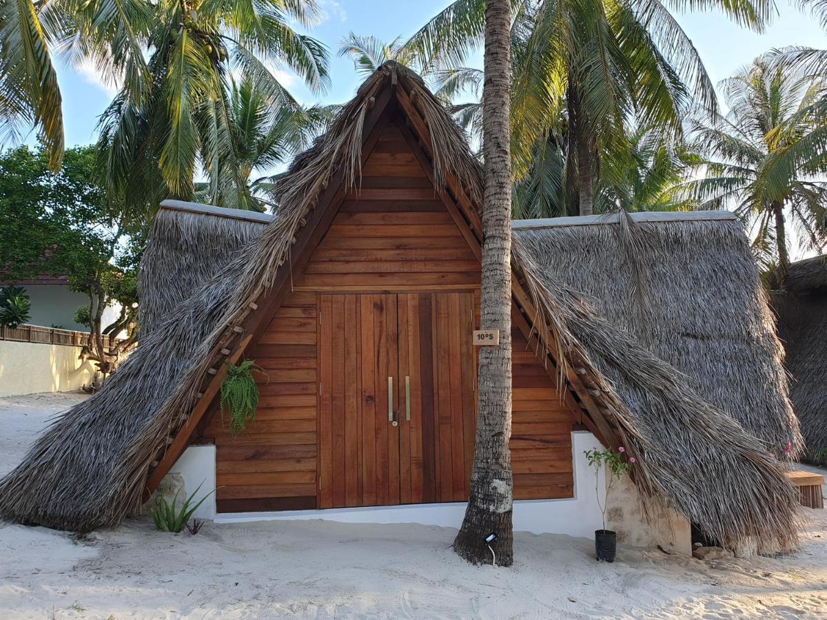 81 Palms Resort Nembrala Eksteriør billede