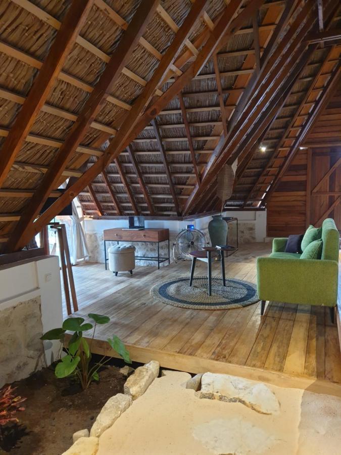 81 Palms Resort Nembrala Eksteriør billede